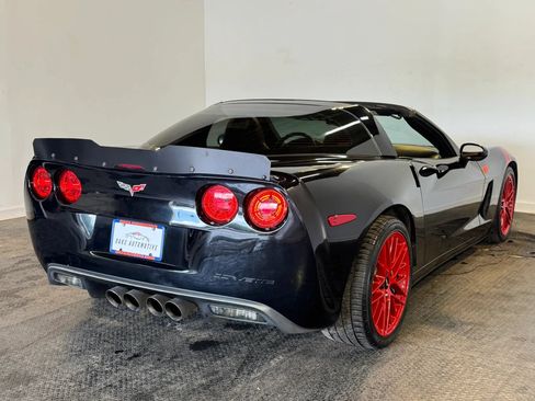 Used 2005 Chevrolet Corvette Coupe RWD image 6