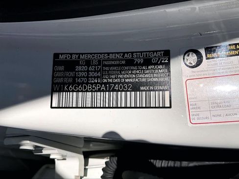 Used 2023 Mercedes-Benz S 500 S 500 image 32