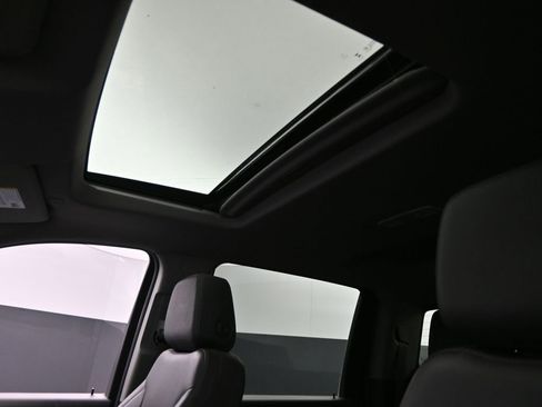 Certified 2025 Chevrolet Silverado 2500 LTZ w/ LTZ Convenience Package image 21