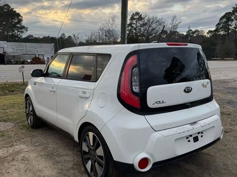 Used 2015 Kia Soul ! w/ Sun & Sound Package image 7