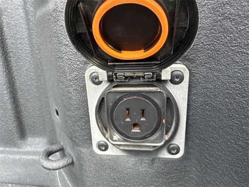 Used 2023 GMC Sierra 1500 AT4 w/ AT4 Premium Package image 14