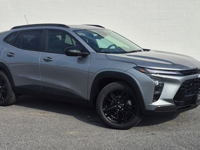 New 2026 Chevrolet Trax ACTIV w/ Sunroof Package
