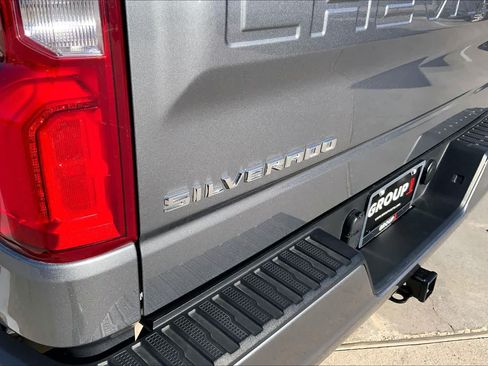Used 2022 Chevrolet Silverado 1500 Custom w/ LPO, Dark Essentials Package RWD image 29
