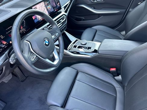 Used 2023 BMW 330i Sedan w/ Premium Package RWD image 9