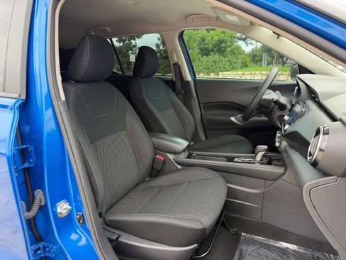 Used 2024 Nissan Kicks SV FWD image 10