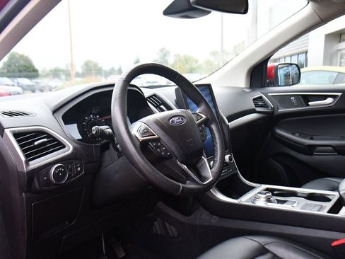 Used 2022 Ford Edge SEL w/ Convenience Package image 11