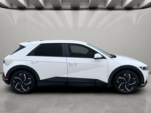 Used 2024 Hyundai Ioniq 5 SEL AWD/4WD image 7