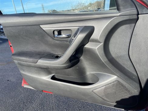 Used 2015 Nissan Altima 2.5 S image 18