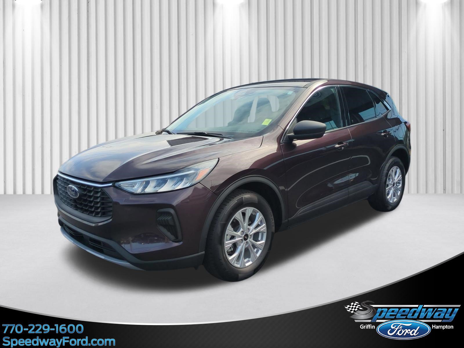 Certified 2023 Ford Escape Active AWD/4WD image 1