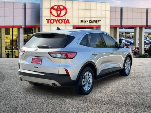 Used 2020 Ford Escape SE FWD image 5