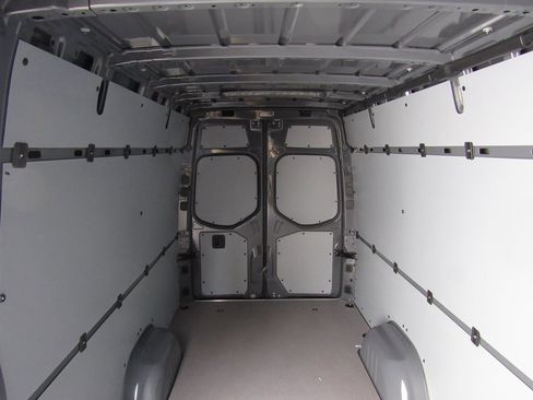 New 2025 Mercedes-Benz Sprinter 2500 image 25