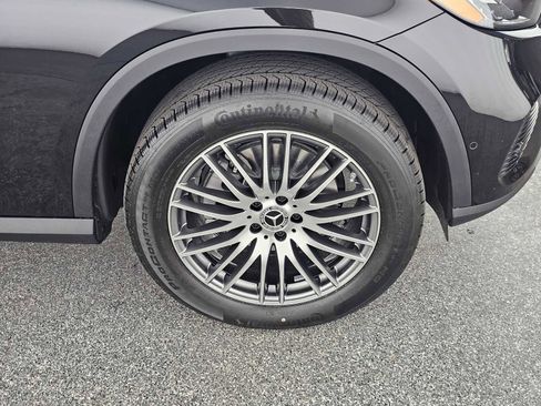 Used 2026 Mercedes-Benz GLC 300 image 9