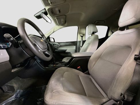 Used 2018 Chevrolet Colorado W/T w/ WT Convenience Package RWD image 20