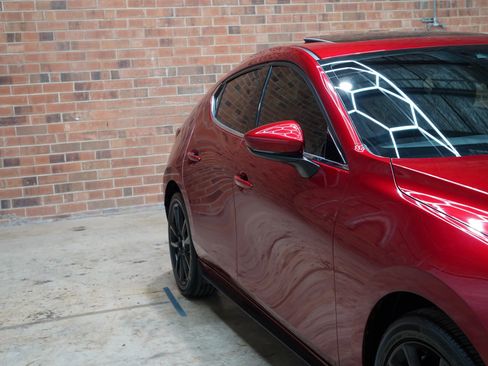 Used 2023 MAZDA MAZDA3 s image 23