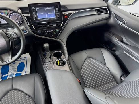 Used 2024 Toyota Camry SE w/ Convenience Package FWD image 27
