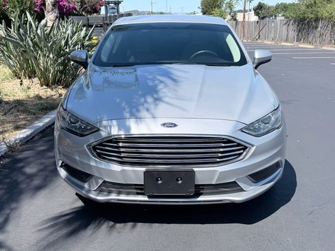 Used 2018 Ford Fusion S FWD image 4