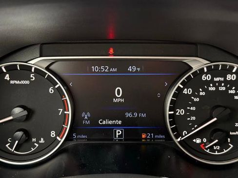 New 2025 Nissan Altima 2.5 SR w/ SR Premium Package image 31