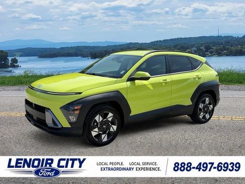 Used 2025 Hyundai Kona SEL FWD image 7