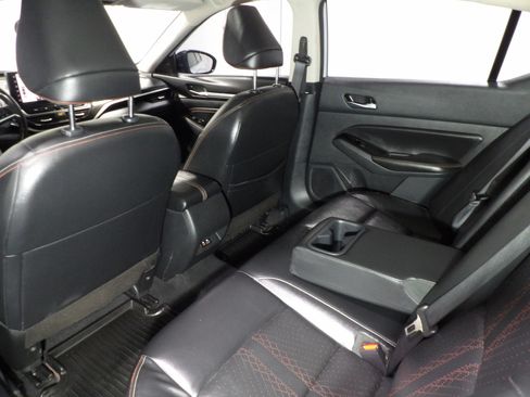Used 2023 Nissan Altima 2.5 SR w/ SR Premium Package FWD image 14
