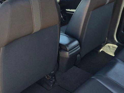 Used 2020 Honda Civic Sport image 28