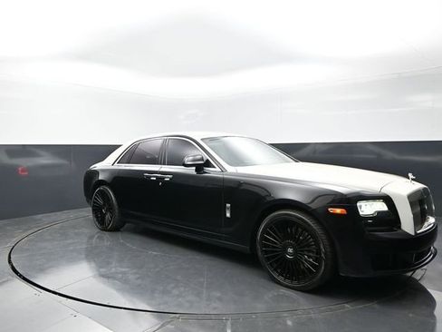 Used 2019 Rolls-Royce Ghost RWD image 1