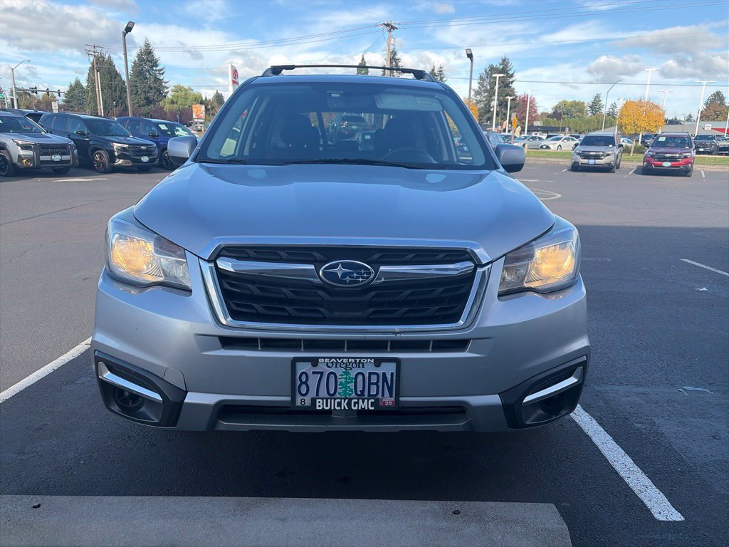 Used 2017 Subaru Forester 2.5i Premium w/ Popular Package #2A AWD/4WD image 2