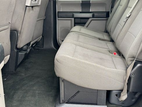 Used 2017 Ford F250 XLT w/ XLT Value Package image 17