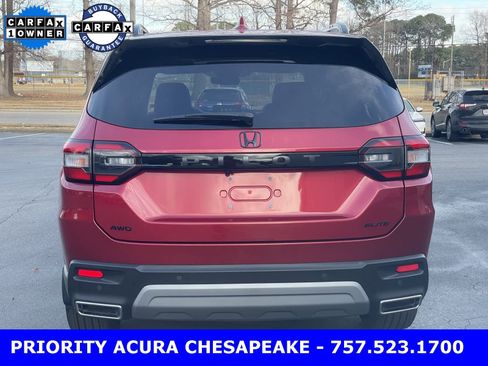 Used 2025 Honda Pilot Elite image 6