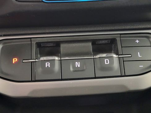 Used 2023 GMC Acadia SLE w/ Driver Convenience Package image 28