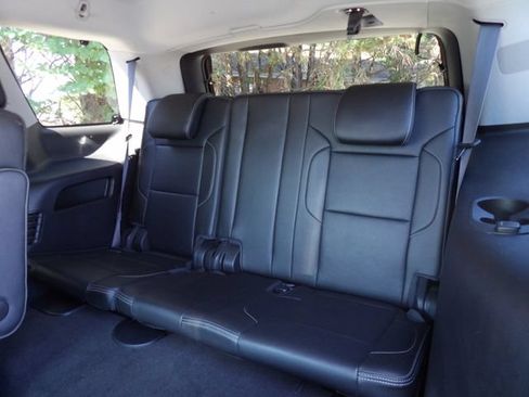 Used 2016 GMC Yukon Denali w/ Open Road Package AWD/4WD image 9