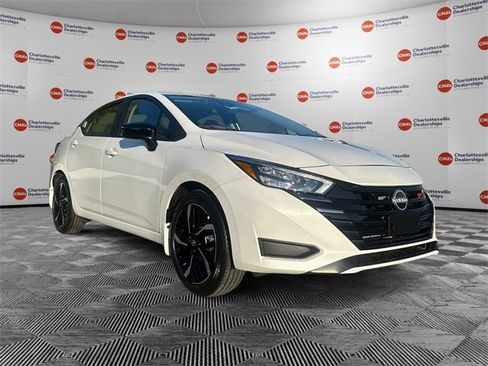 New 2025 Nissan Versa SR w/ Trunk Package image 7