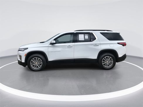 Used 2023 Chevrolet Traverse LT w/ LPO, Floor Liner Package image 5