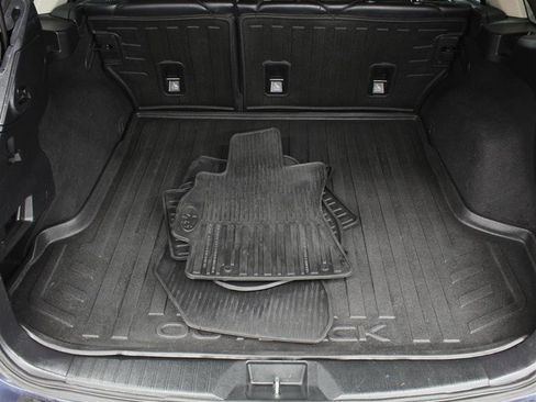 Used 2017 Subaru Outback 2.5i Limited image 19