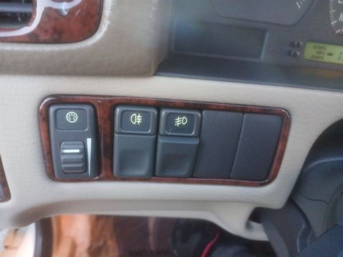 Used 1999 Volvo C70 LT image 60