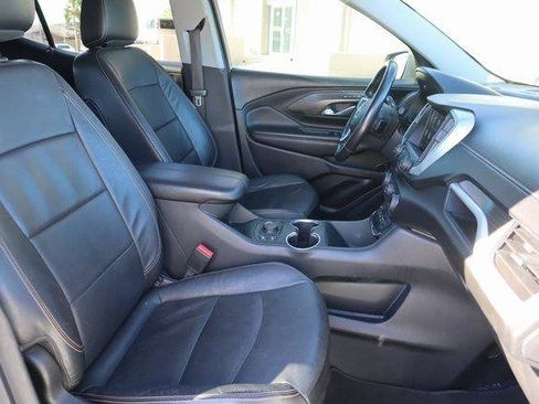 Used 2021 GMC Terrain SLT image 26