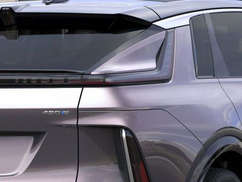 New 2026 Cadillac Lyriq Luxury RWD image 11