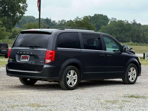 Used 2011 Dodge Grand Caravan Crew FWD image 7