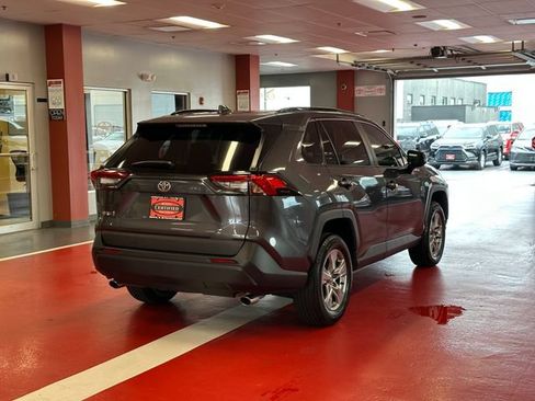 Used 2023 Toyota RAV4 XLE w/ Convenience Package FWD image 4