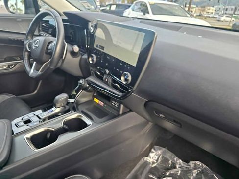 Certified 2022 Lexus NX 350h AWD image 12