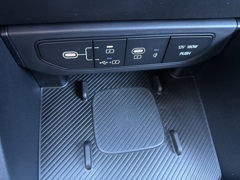 Used 2025 Kia K4 EX image 13