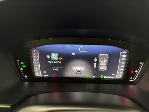 Used 2025 Honda Pilot Elite image 36