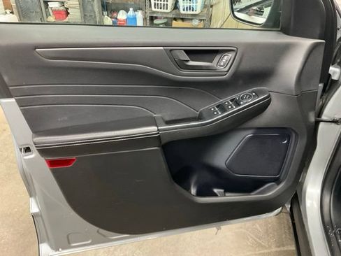 Used 2024 Ford Escape Active AWD/4WD image 5