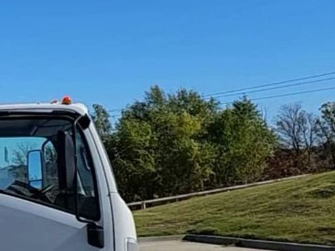New 2024 Chevrolet Low Cab Forward RWD image 9