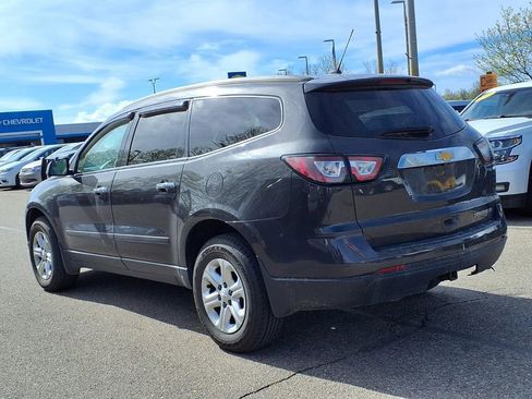 Used 2013 Chevrolet Traverse LS FWD image 6