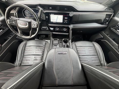 Used 2024 GMC Sierra 2500 AT4X image 24