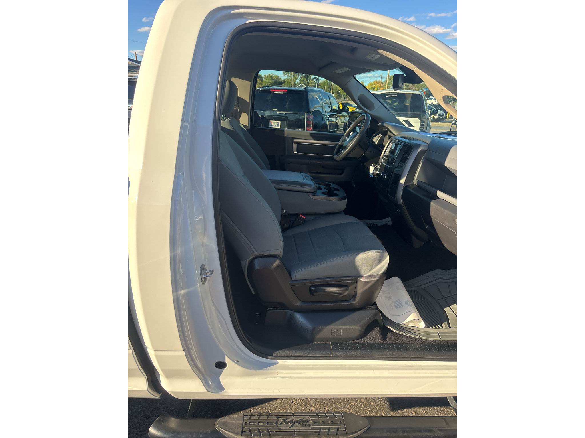 Used 2018 RAM 1500 Express RWD image 13
