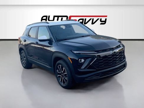 Used 2025 Chevrolet TrailBlazer ACTIV w/ Convenience Package FWD image 1