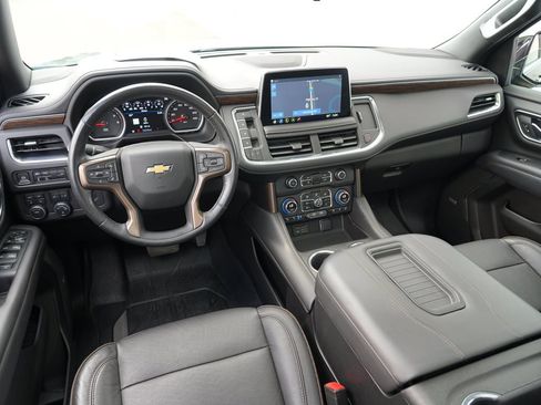 Used 2021 Chevrolet Tahoe High Country w/ Premium Package 2 AWD/4WD image 26