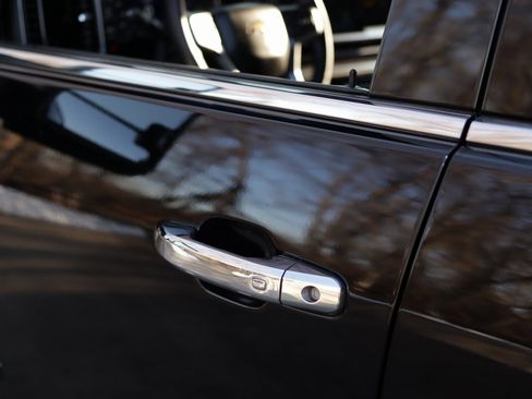 Used 2024 Chevrolet Silverado 2500 LTZ image 38