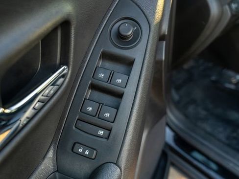 Used 2020 Chevrolet Trax LT image 20